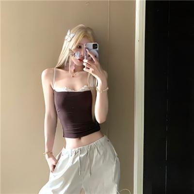 姊姊妹妹站起来